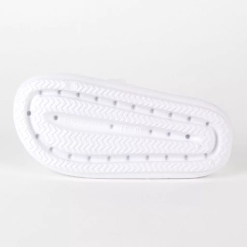 Real Madrid Logo felnőtt papucs 36/37