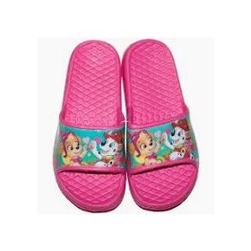 Mancs Őrjárat papucs 30