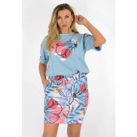 Női szoknyás együttes